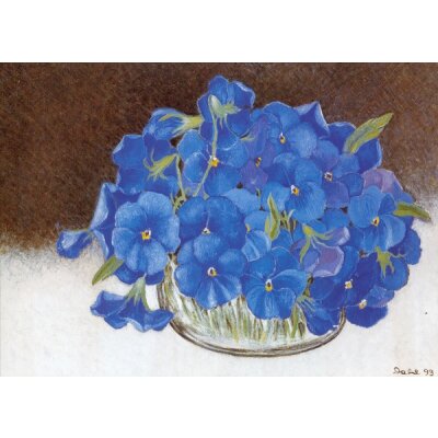 Heide Dahl. Blaue Stiefmütterchen in Glasvase